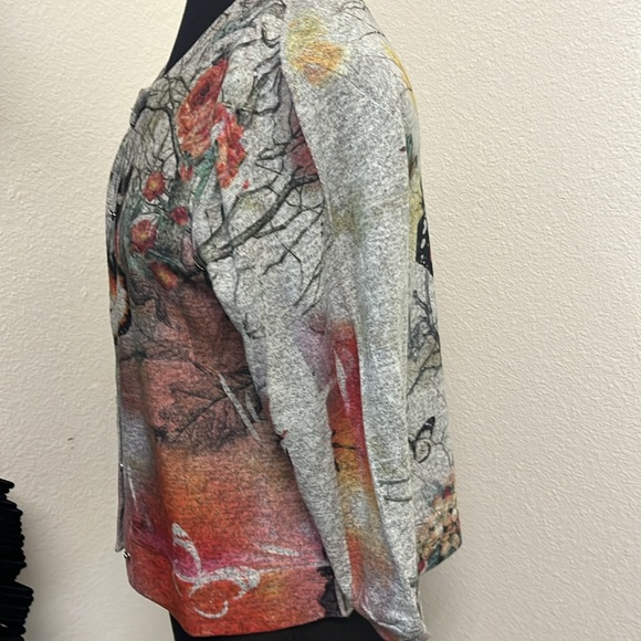 INSPIRED TOP - Picture 3 of 5